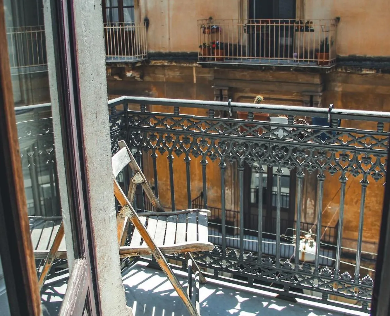 Casa Verdi - House Of Travelers 카타니아 3*,  이탈리아