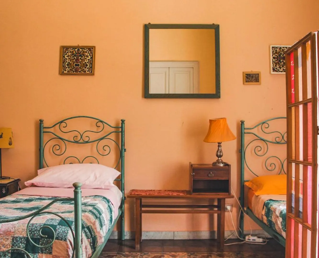 Pensjonat Casa Verdi - House Of Travelers Katania