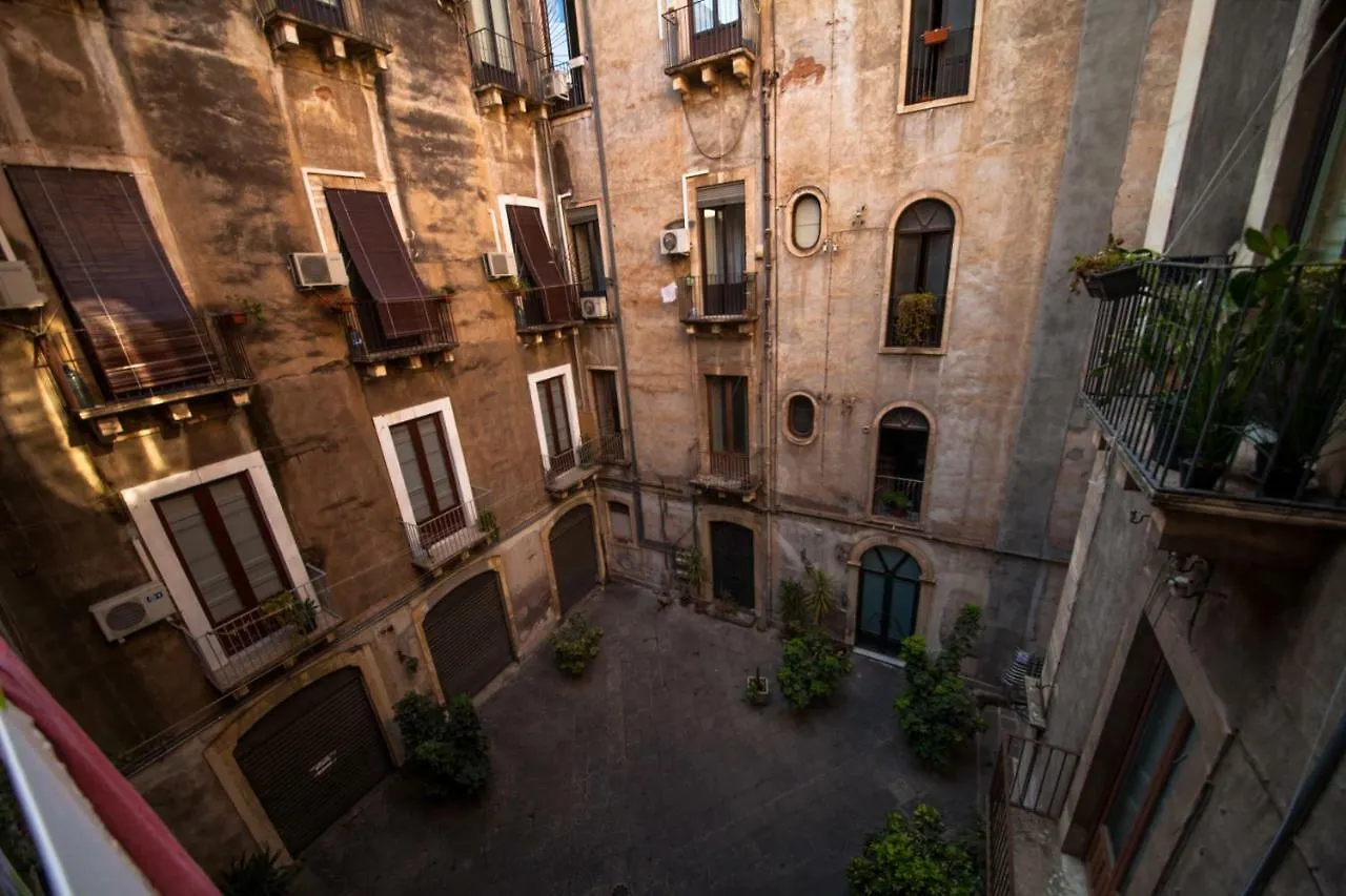 Casa Verdi - House Of Travelers Catania 3*,  Italy