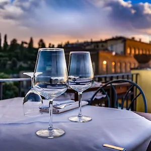 La Scaletta Al Ponte Vecchio Szálloda Firenze